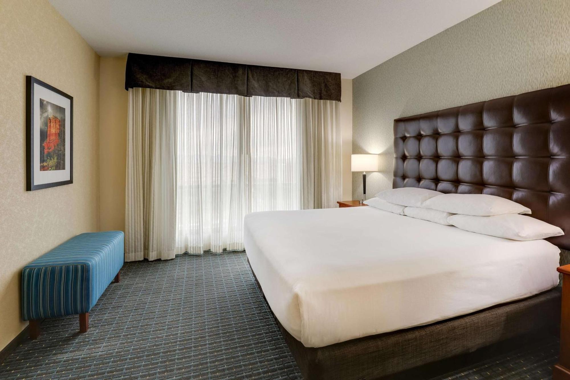 Drury Inn & Suites Phoenix Chandler Fashion Center Buitenkant foto