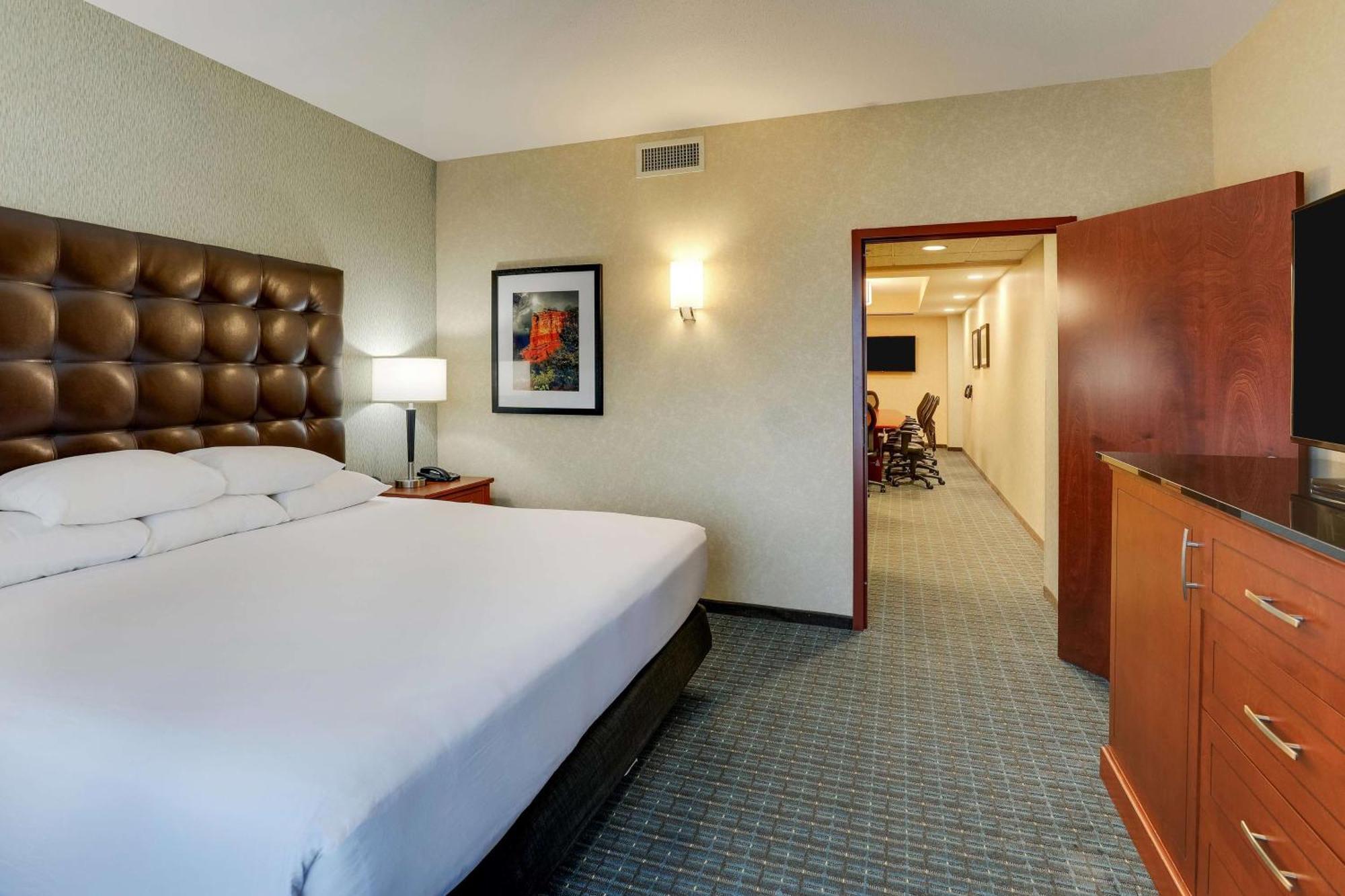 Drury Inn & Suites Phoenix Chandler Fashion Center Buitenkant foto