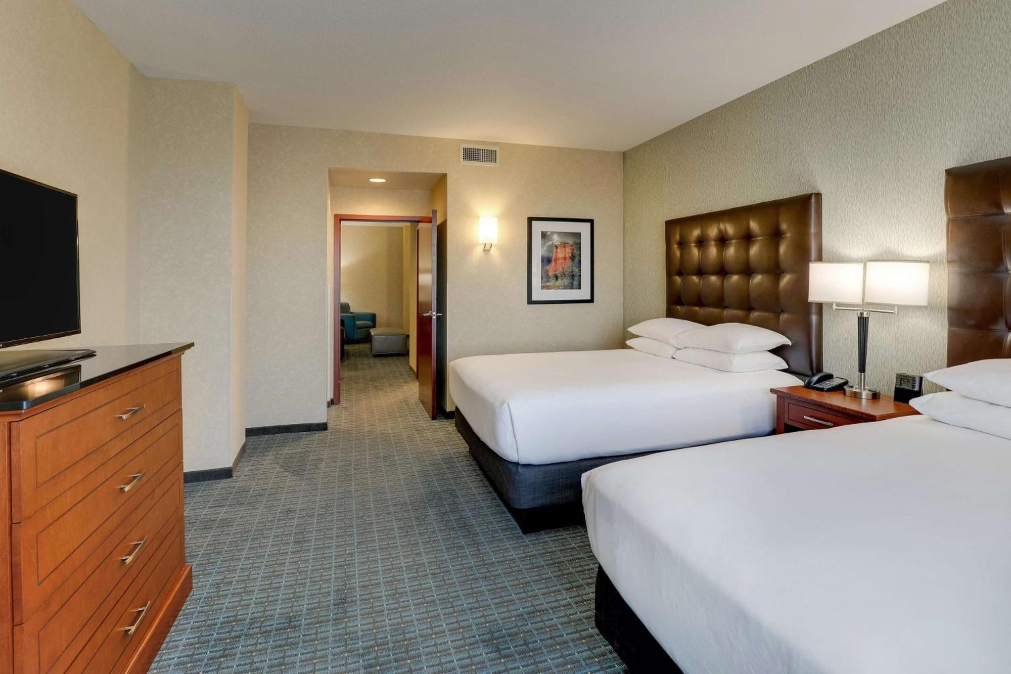 Drury Inn & Suites Phoenix Chandler Fashion Center Buitenkant foto