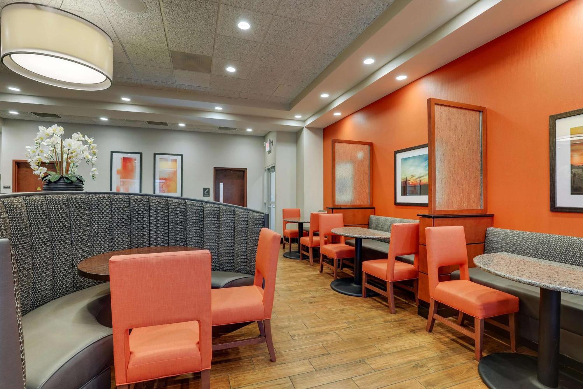 Drury Inn & Suites Phoenix Chandler Fashion Center Buitenkant foto