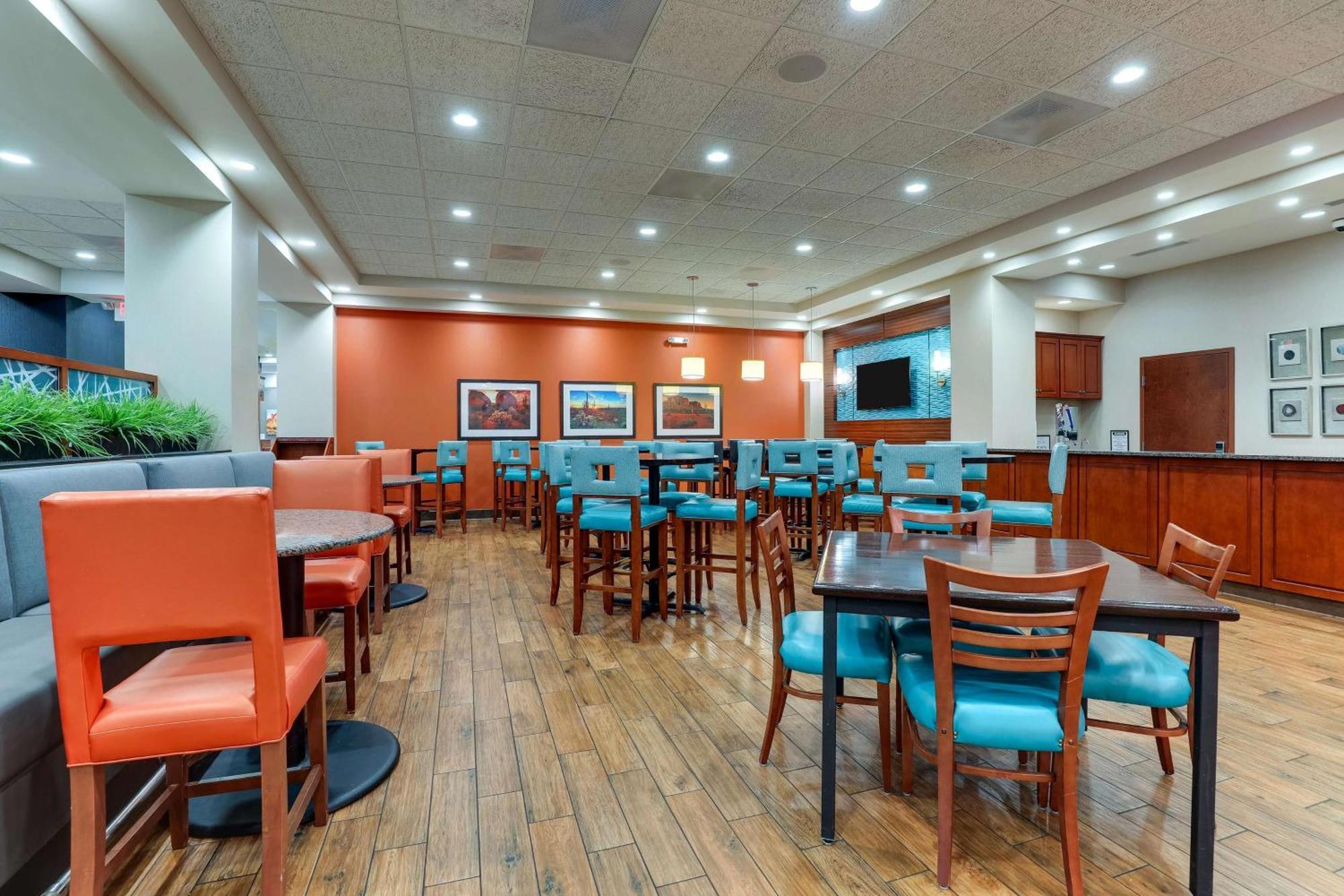 Drury Inn & Suites Phoenix Chandler Fashion Center Buitenkant foto